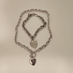 "Tiffany-type" necklace and bracelet